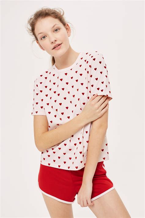 6 Heart Print Pajamas Prepare For Your Perfect Valentines Day