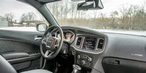 Gallery 2017 Dodge Charger SXT AWD interior