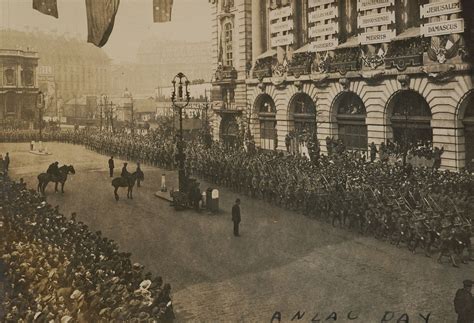 anzac day  world war  photo rawpixel