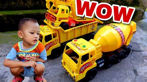 Cari Mainan Mobil Mobil Molen Mobil Truk Besar Penuh Mainan Mobil Derek