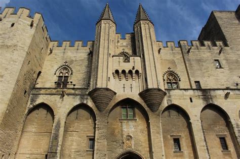 Popes Palace in Avignon: history and visitor information