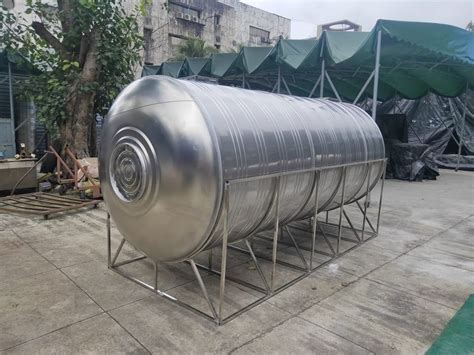 Go Green 2300 Litre Horizontal SS Water Tank 1000 5000 L At Rs 32200