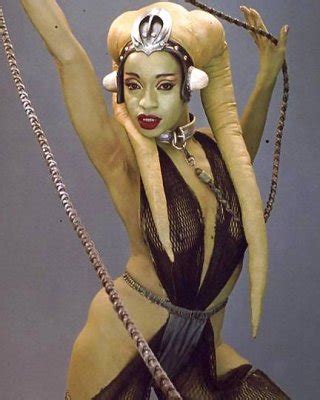 Star Wars Babes Nude Dressed And Undressed Porn Pictures XXX Photos