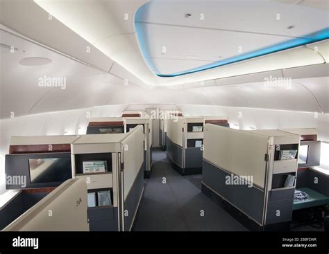 Boeing 747 interior hi-res stock photography and images - Alamy