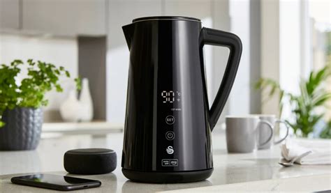 A Brief History of the Electric Kettle