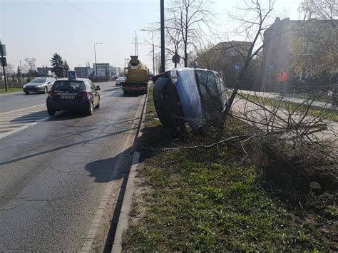 Wypadek Na Ul Kamiennej W Bydgoszczy Jeden Pas Ruchu Jest Zablokowany