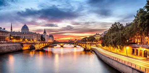 Bridges over the Seine River: Explore the Iconic Structures