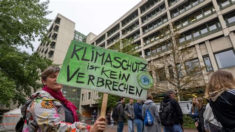 M Nchen Klima Aktivisten Der Letzten Generation Vor Gericht