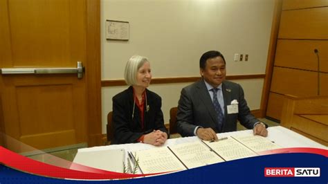 keluarga gobel danai harvard