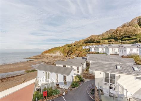 Beach Cove Coastal Retreat in Hele Bay, Ilfracombe | Hoseasons