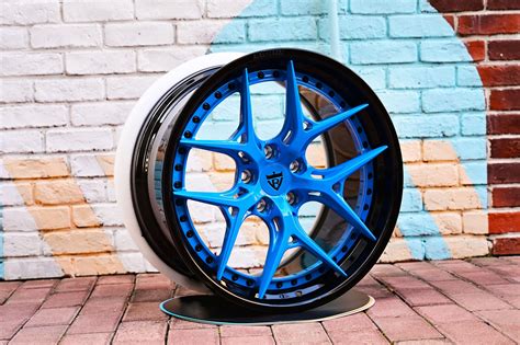 Custom 20 inch Chevy Camaro ZL1 Wheels-Rapid Blue 2-Piece RVRN Forged