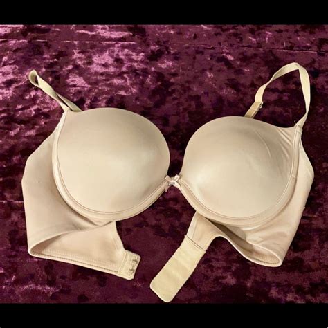 Victorias Secret Plunge Bra 32c Nude Gem