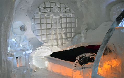 Hôtel de Glace: A Night of Ice in Québec City » I've Been Bit! Travel Blog