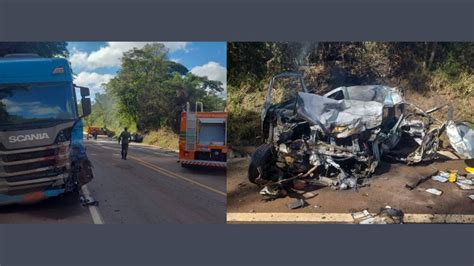 Br Itabirito Ao Tentar Desviar De C O Motorista Bate Em Carreta