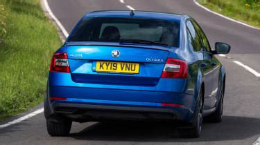 Skoda Octavia hatchback review - pictures | Carbuyer