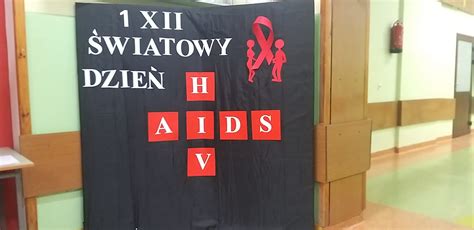 Światowy Dzień Walki z AIDS 01 XII Szkoła Podstawowa Nr 39 w Kielcach