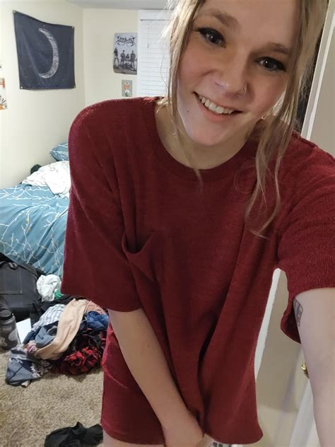 This Is Definitely My Favorite Selfie Rn Ignore The Messy Room Though 😛 Scrolller