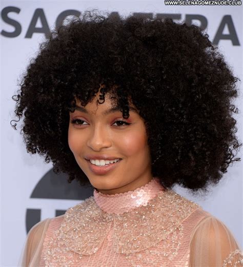 Yara Shahidi No Source Sexy Celebrity Beautiful Babe Posing Hot