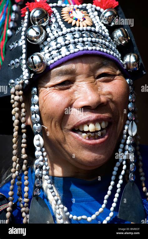 Akha People Hi Res Stock Photography And Images Alamy