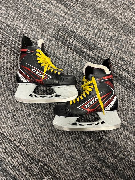 Senior Used Ccm Jetspeed Ft440 Hockey Skates 60 Sidelineswap