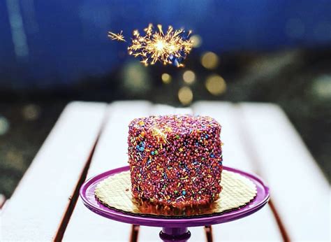 The 8 Best Birthday Cake Bakeries in Chicago - Grace & Lightness Magazine