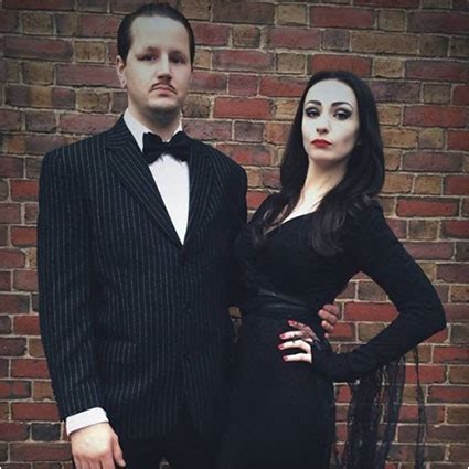 Morticia-and-Gomez-Addams-Costumes - Costume Yeti