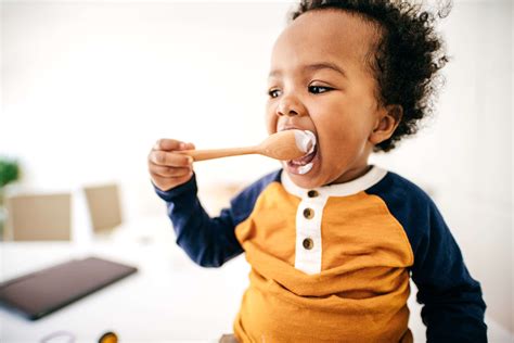 Feeding Tips - Illinois Cares for Kids