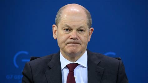 Scholz criticized at home and abroad - Worldcrunch