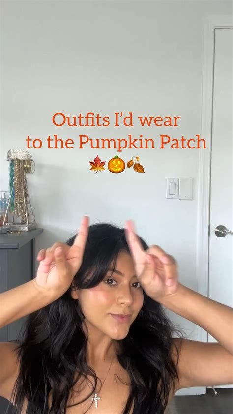 Pumpkin Patch Outfit Inspo Pumpkin Patch Outfit Apple Picking Outfit