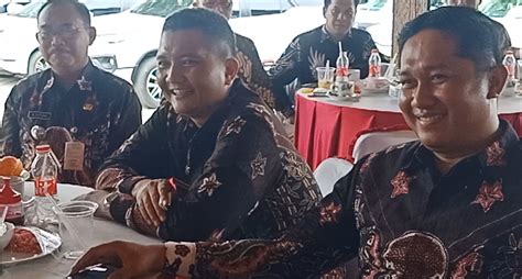 Pj Bupati Cilacap Terapkan Desa Anti Korupsi Untuk Desa Camat