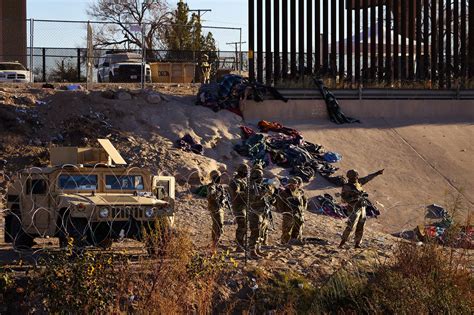 El Paso beefs up border security with arrival of 500 National Guard troops