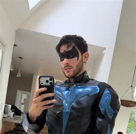 Male Celebs Who Have Done Full Frontal So Gay