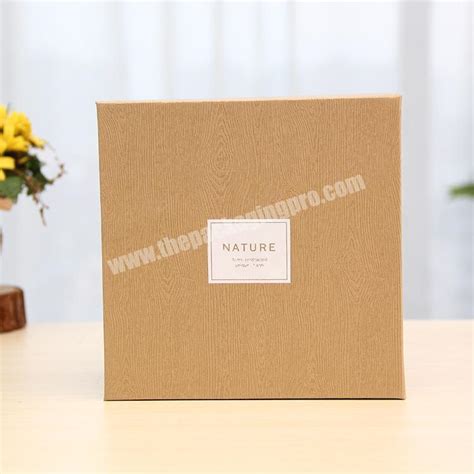 Chinese Manufacturer Customized Luxury Rigid Cardboard Lifting Box