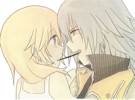 Kingdom Hearts Sora And Namine Kissing