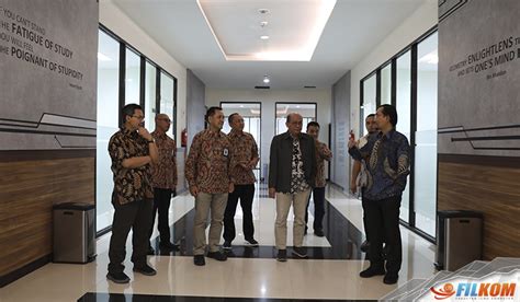 Asesmen Lapangan Oleh Tim Asesor LAM INFOKOM Dalam Rangka Visitasi