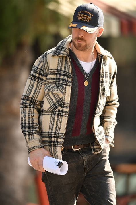 The Essential Ryan Gosling Outfits You Ought to Have in Your Wardrobe ...