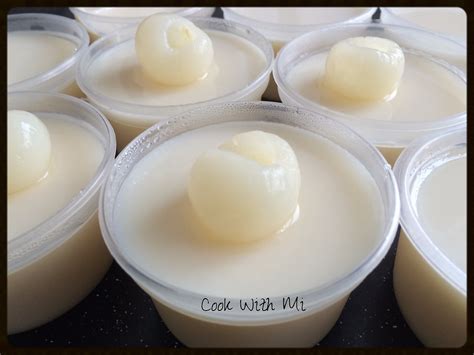 Soy Milk Longan Pudding