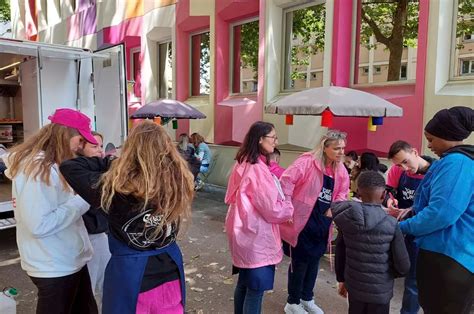 À Rouen des repas de chefs distribués aux enfants malades C est