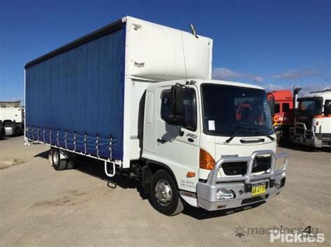 Buy Used Hino Hino Fd J Ranger Tautliner Truck In Listed On