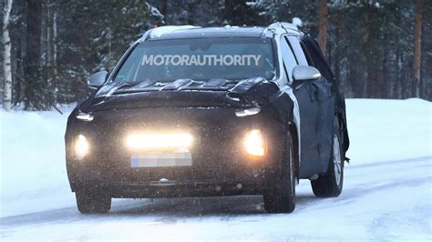 Hyundai Santa Fe Spy Shots And Video