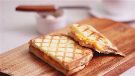 햄 치즈 토스트 만들기 Grilled Ham And Cheese Sandwich Youtube