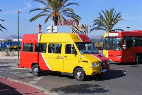 Autocares Mallorca Ib Dg Iveco Daily In Puerto Alcud Flickr