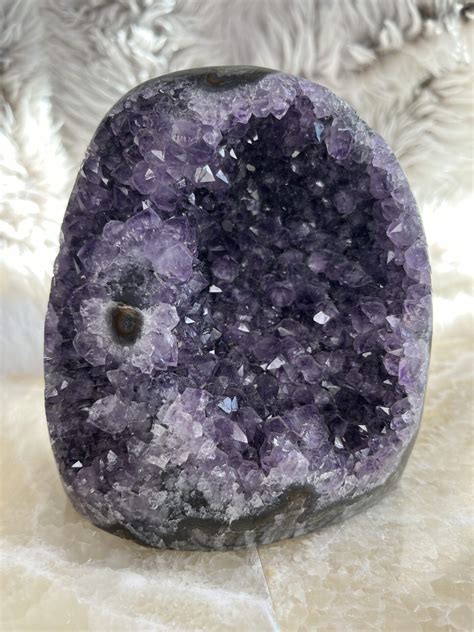 Amethyst Crystal Cluster | Korale