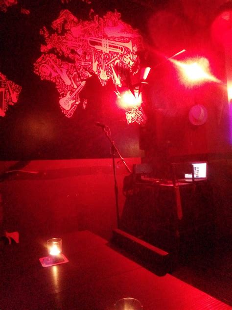 New live events peacock lounge 8