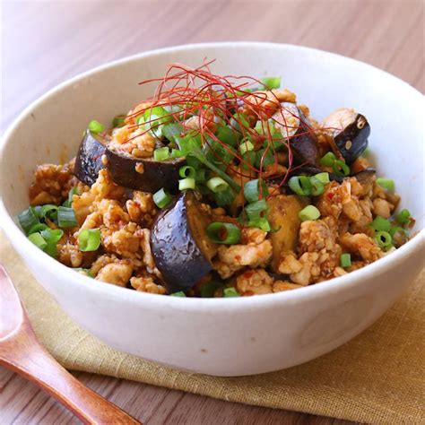 たっぷりナスとひき肉の ごちそう丼 作り方・レシピ クラシル