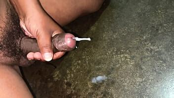 Sperme Sur Le Sol XVIDEOS