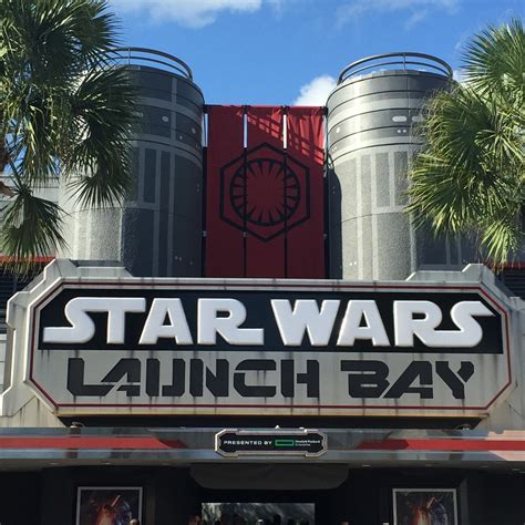 Star Wars Launch Bay « Tactical Fanboy