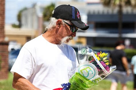 Second Police Officer Dies After Florida Shooting Suspect Arrested