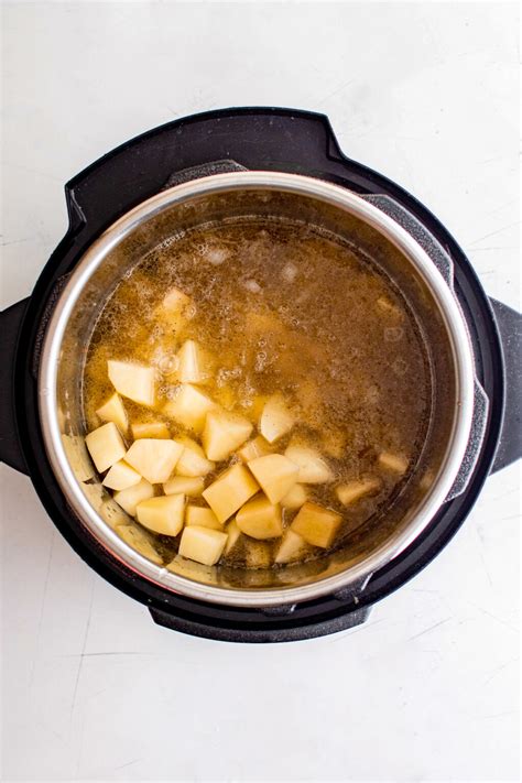 Instant Pot Potato Soup | The Novice Chef