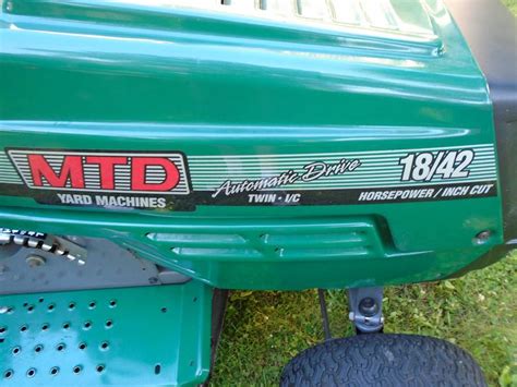 1842H MTD Yard Machines Riding Lawn Mower 18 HP Twin Hydrostatic